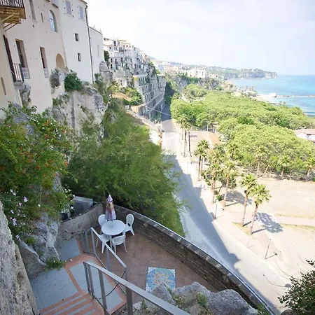 Lägenhet Il Convento Della Pieta Tropea