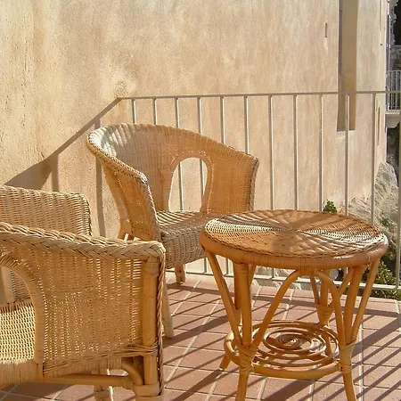 Il Convento Della Pieta 트로페아