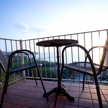 Il Convento Della Pieta 트로페아